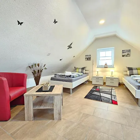 Strandperle Og Норден