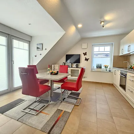 Strandperle Og * Норден